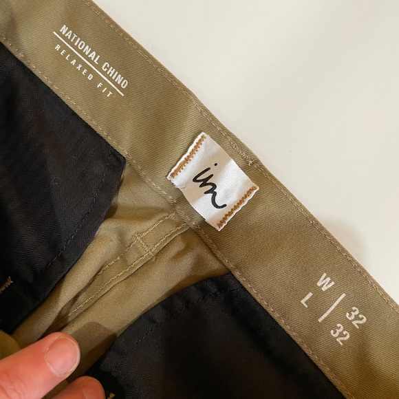 Relaxed chinos - Picture 6 of 7